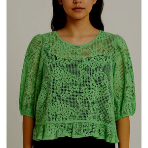 Future Collective Blouse Womens Size 1X Green Sheer Cropped Boxy Sexy Beachy